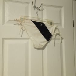 OP 2 Piece Ladies Swimsuit 