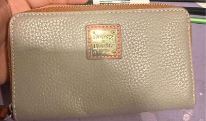 Dooney wallet Y2K