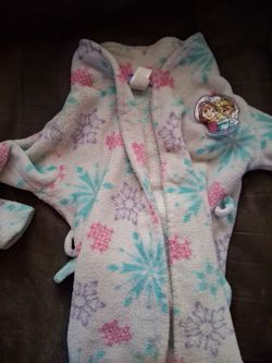 Frozen bath robe