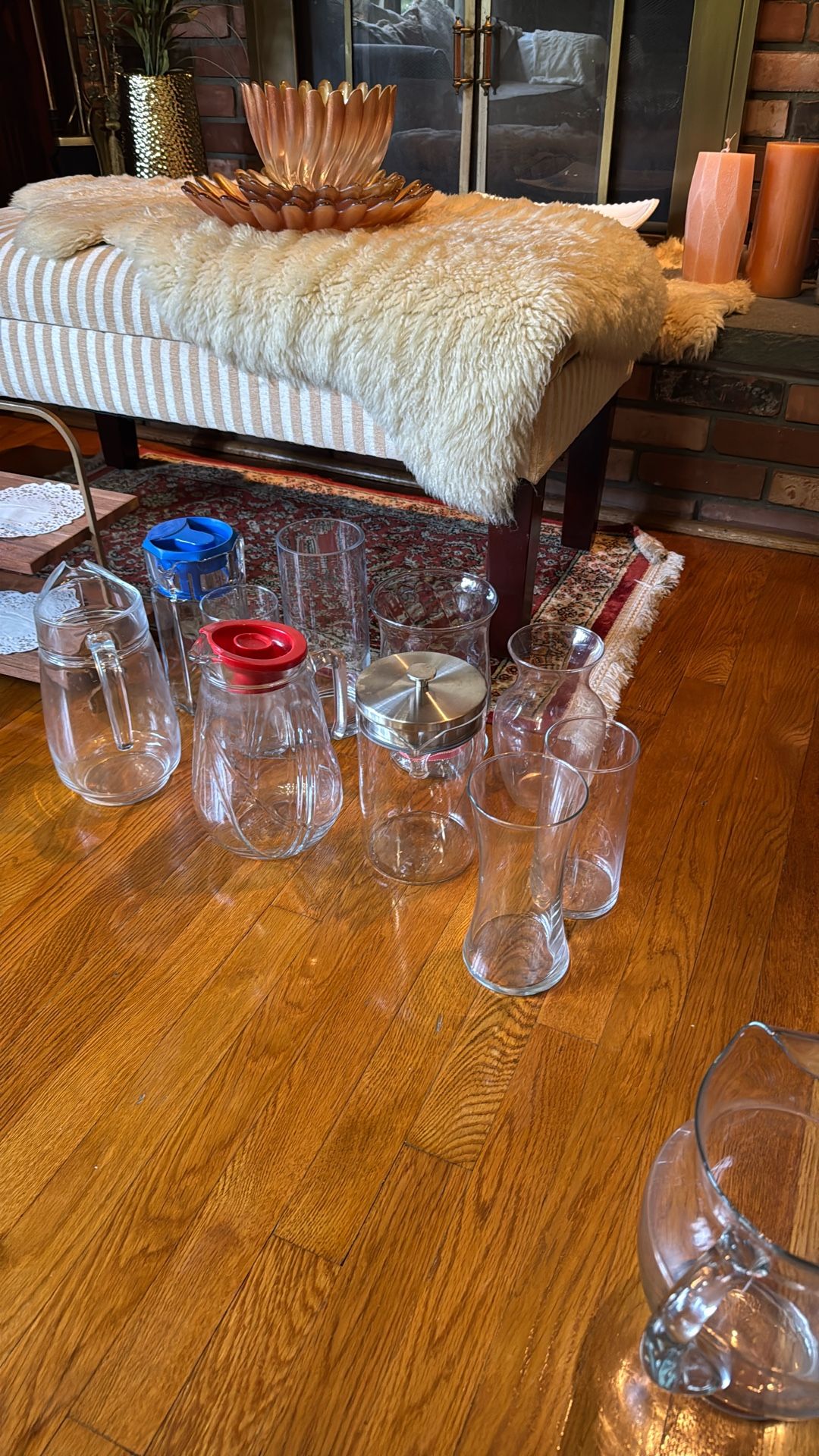 Vase And Pitchers 10 Items 50