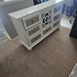 Free DRESSER 