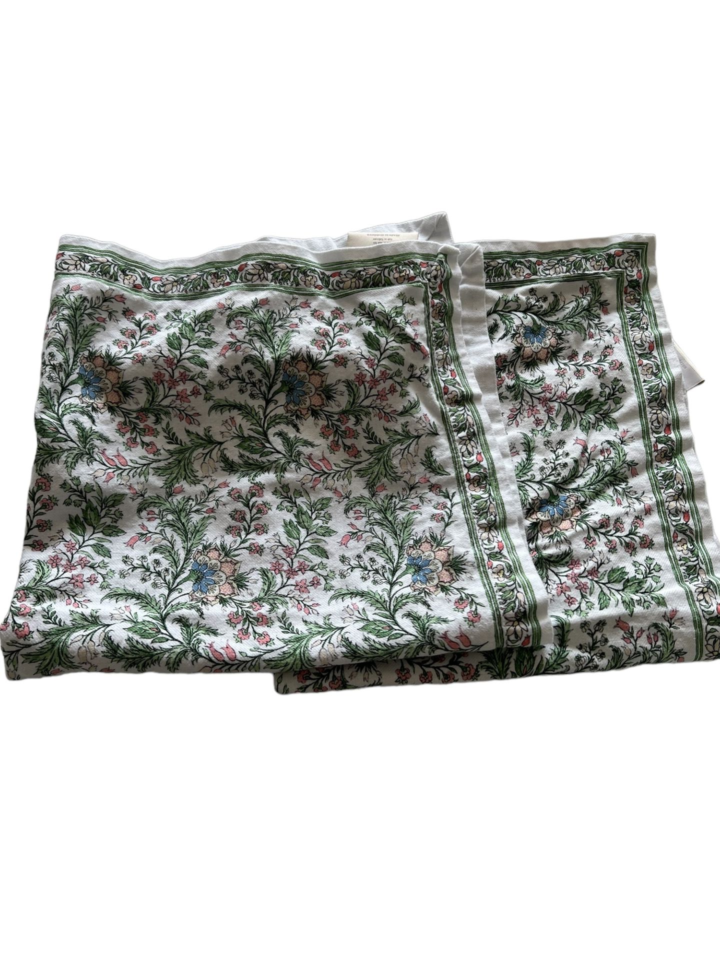 Southern Living Norah Floral Block Print Pink Napkins, Set of 2 20” X 20” Read  There are two small stains in one of the napkins in the back that can 