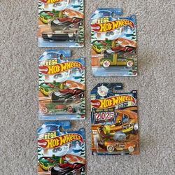 2024 HOT WHEELS  CHRISTMAS HOLIDAY SET FOR THE YEAR 2025.  SPECIAL EDITION – COMPLETE SET OF FIVE (5).  $15.00