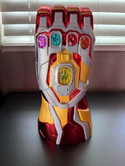 Marvel Iron Man Infinity Gauntlet Toy