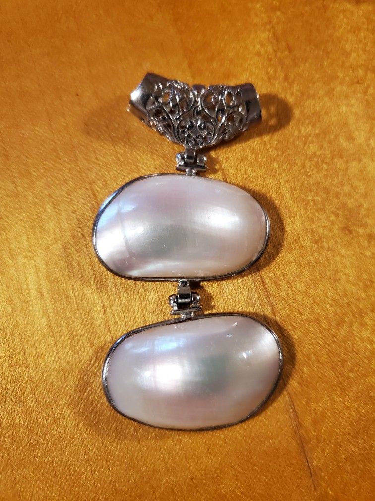 Silver Freshwater Pearl Pendant