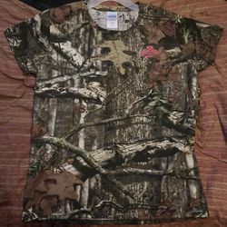 Mossy Oak Camo T-Shirt Medium Womens Camouflage Hunting Outdoors Fishing Top 