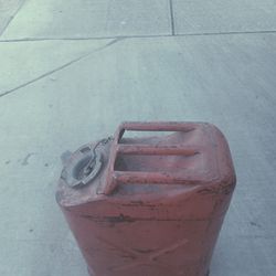 Old gas Can 