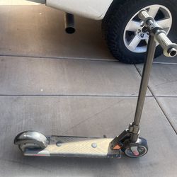 GoTrax Electric Scooter