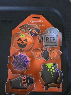 Halloween cookie cutters