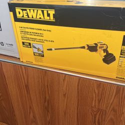 DEWALT 20V MAX 550 PSI 1.0 GPM Cold Water Cordless Electric Power Cleaner with 4 Nozzles (Tool Only)
