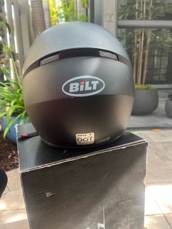 Motorcycle helmet