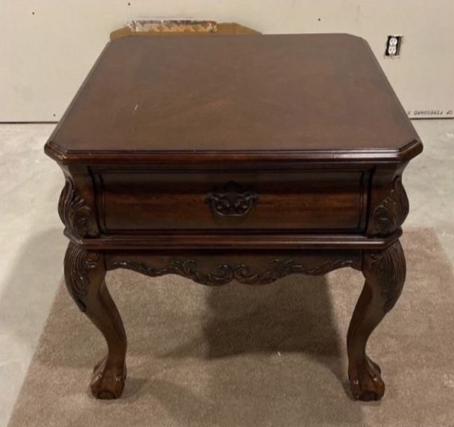 Nightstand/End Table