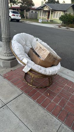 FREE lounge chair