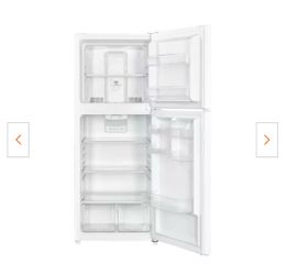 Magic Chef 10.1 cu. ft. Refrigerator