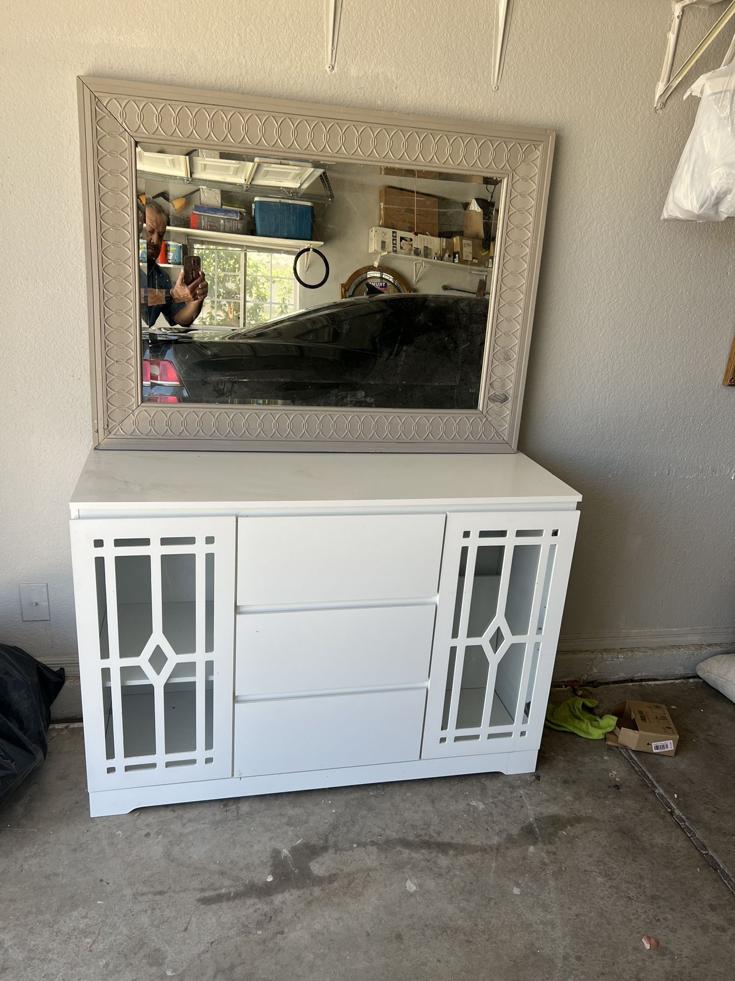 Nice Cabinet With Large Mirror