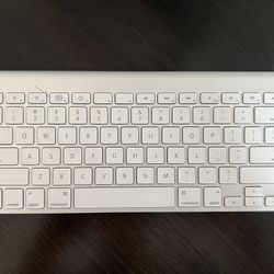 Apple Magic Keyboard
