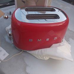 Smeg Toaster And Whistle Kettle For 150