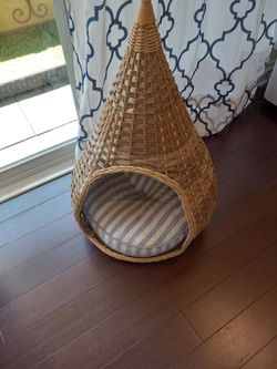 Pet bed