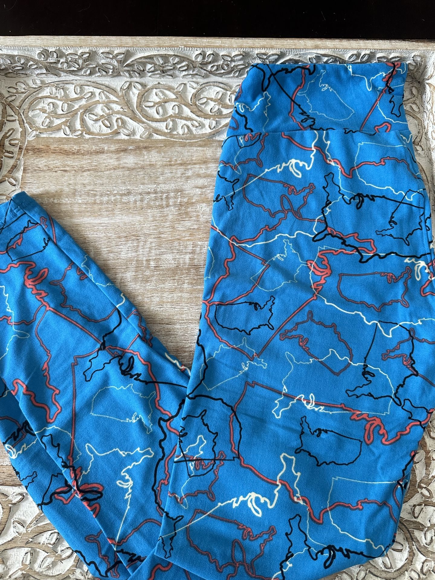 LuLaRoe United States leggings OS