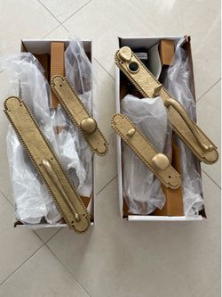Signature Hardware