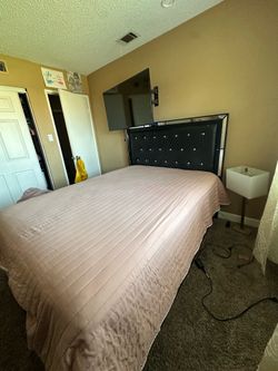 Bed frame  (queen)