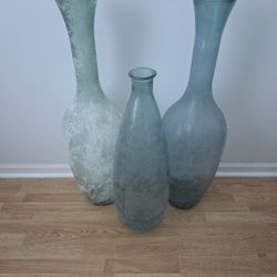 3 Glass Vases