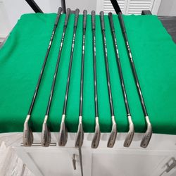KASCO JAPAN E-SPEC 2ND. GENERATION SUPER HYTEN IRON SET 5 THROUGH SAND WEDGE RIGHT HANDED  EXCELLENT CONDITION.