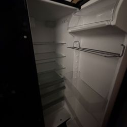 Whirlpool Refrigerator 