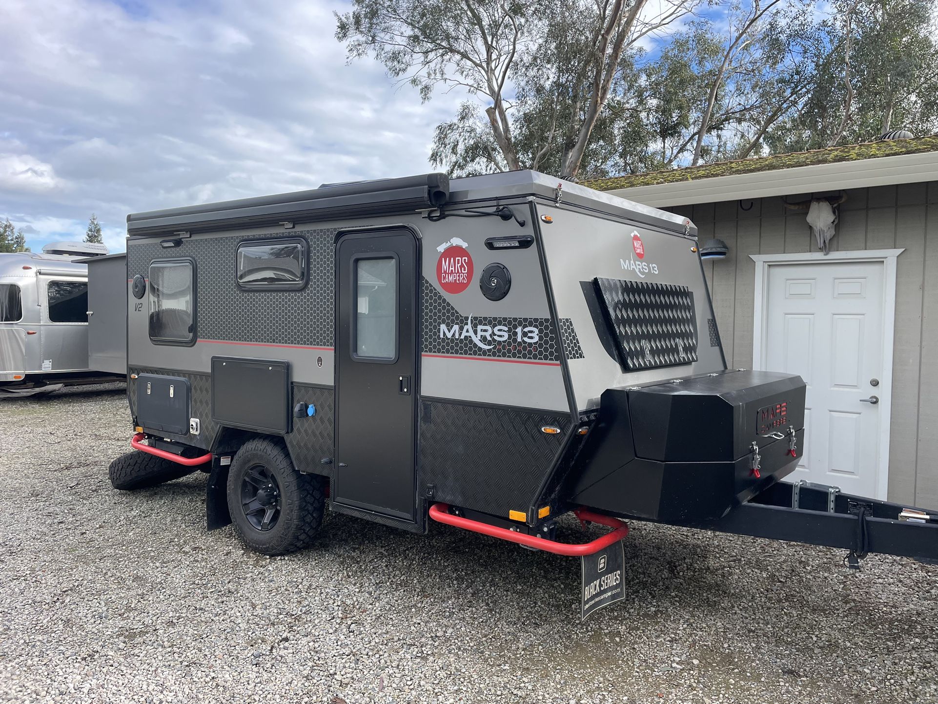 2024 Black Series MARS 13 OFFROAD Camper Trailer