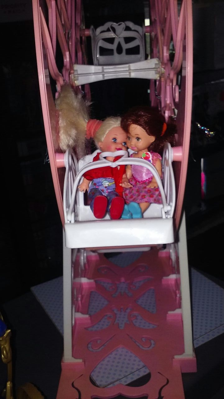 Vintage rare Barbie ferris wheel.