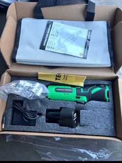 Tegatol 38mm Heavy Duty Electric Ratchet Kit w/ Battery& Sockets