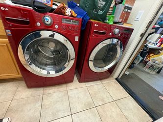 LG Front Load Washer and Dryer Set