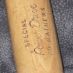 Official Hillebrich & Bradsby Ed Mathews Power Divine 140S Baseball Bat Vintage