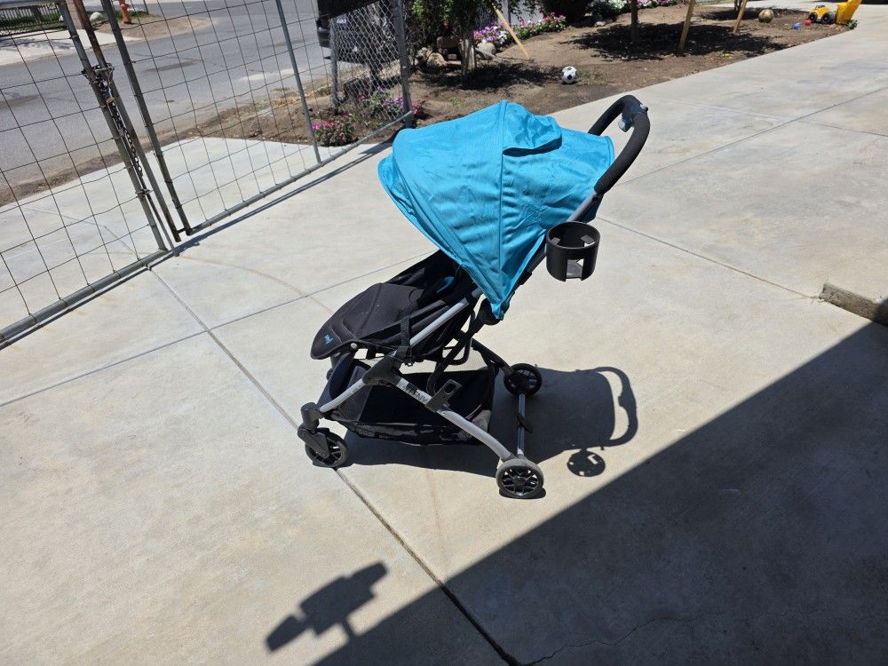Stroller 