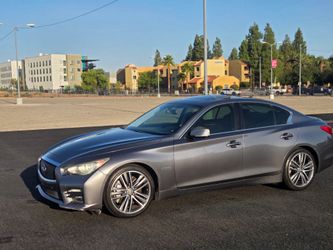 Infiniti Q50 2014