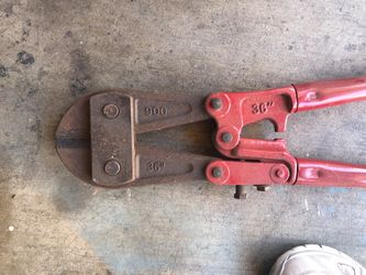 Bolt cutters