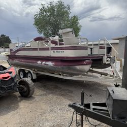  Pontoon 