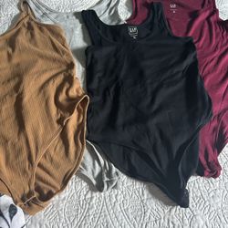 Gap Bodysuit (4) Like New 