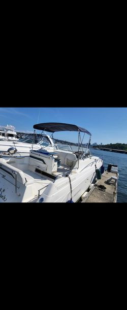 1998 Rinker Fiesta Vee 280