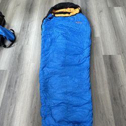 Sleeping Bag - Suisse Sport Adventurer Mummy Bag 100% Polyester