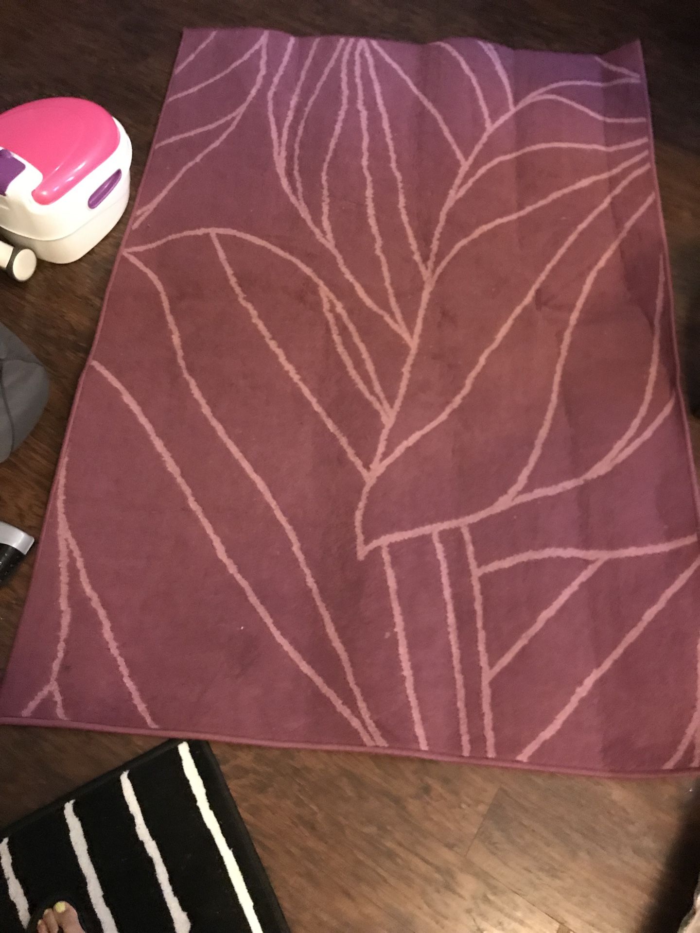 Gently Used IKEA Laborg Rug (Mauve) 4x6!