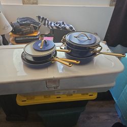 10 Piece Ceramic Coated Pots And Pans