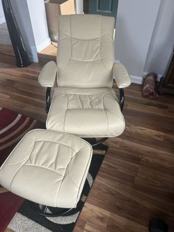 Lounge Chair