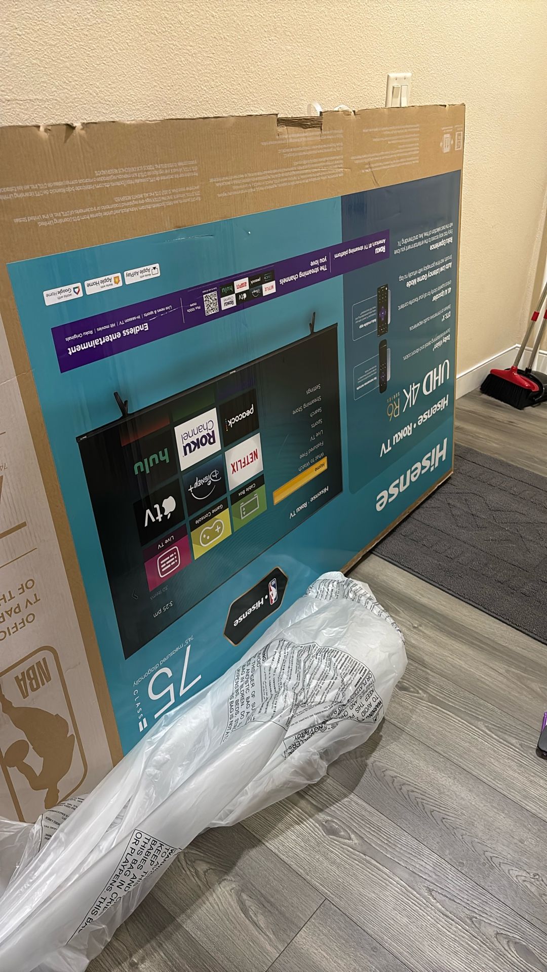 75” Tv Box