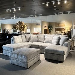 Light Grey 2pc Chaise Sectional Couch