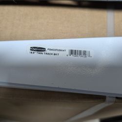 Rubbermaid 18.5 in. White Twin Track Bracket for Wood Shelving