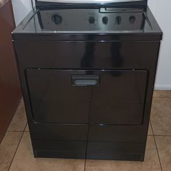 KitchenAid, Gas  Dryer. Super Capacity 