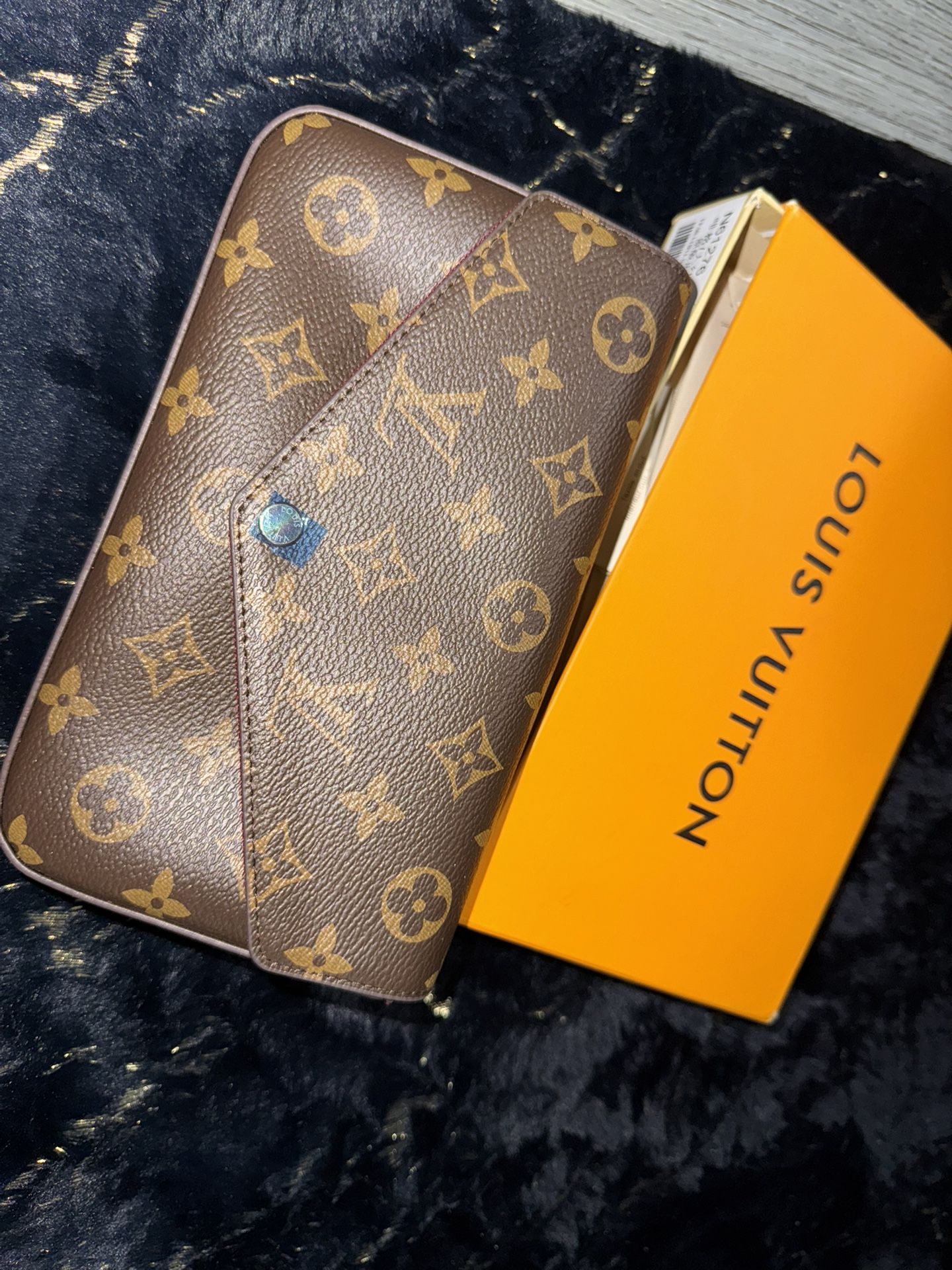 Louis Vuitton Wallet Monogram Jeanne Fuchsia W/both inserts