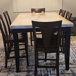 Dining room table with coffee table and side table 