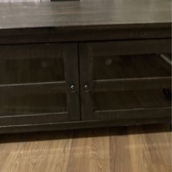 Stand Cabin wood